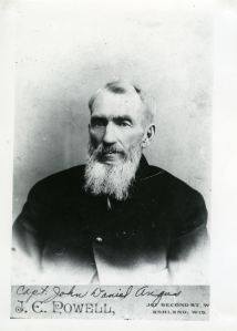 01.1.120 capt. angus